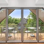 4 Bedroom In Tossens * Stick